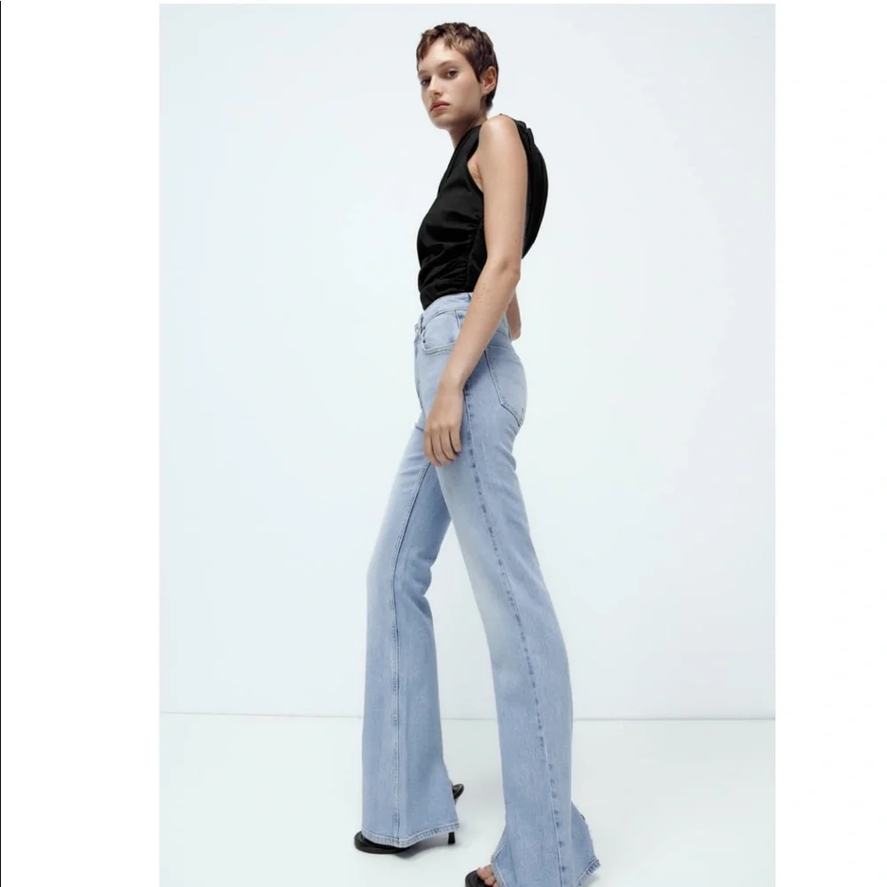 ZARA Z1975 BACK SLIT FLARED JEANS - Picture 13 of 15